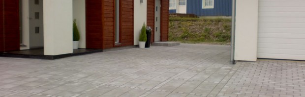 Från uppfart till hus